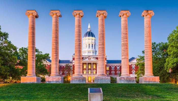 Jesse Hall behind the columns at the University of Missouri.