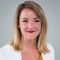 headshot image of Elaina O'Neal