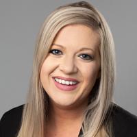 headshot image of Kristen Czerwonka