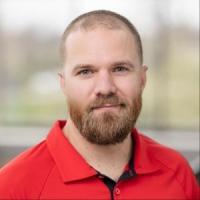 headshot image of Scott Davis