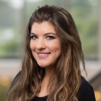headshot image of Nina Chapin