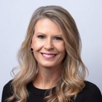 headshot image of Miranda Phillippe