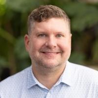 headshot image of Jonathan Lucas