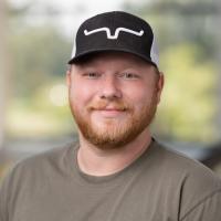 headshot image of Austin Boelkes