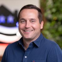 headshot image of Brad Mendosa