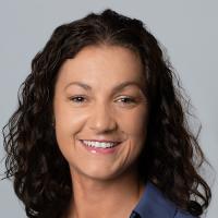 headshot image of Cilla Conrow