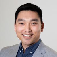 headshot image of Edward Kim