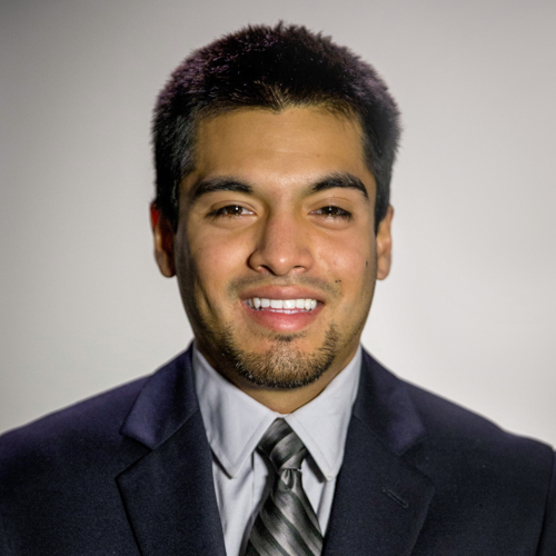Veterans United Employee Eric Almazan