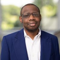 headshot image of Espoir Mabengo