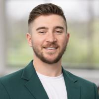 headshot image of Jared Luner