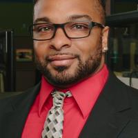 headshot image of Jeremy Anderson