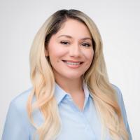 headshot image of Jessica Galvan