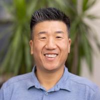 headshot image of Joe Choi