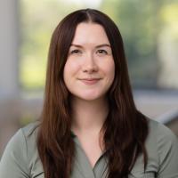 headshot image of Kaci Kauzlarich