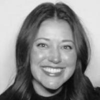 headshot image of Katelen Schnell