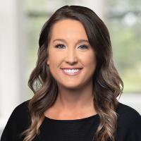 headshot image of Kelsey Riggs