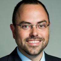 headshot image of Kevin Warren