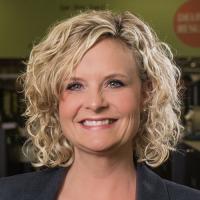 headshot image of Leah Maloney