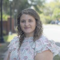 headshot image of Melissa Velasquez