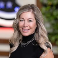 headshot image of Michelle Dapkus