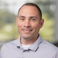 headshot image of Robert Mathews