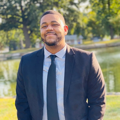 Veterans United Employee Rod Vales