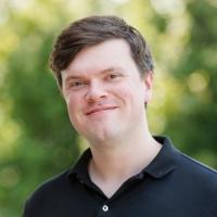 headshot image of Ryan Davis