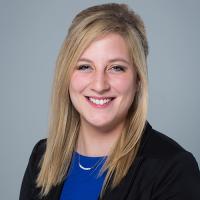 headshot image of Veronica Park