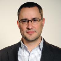 headshot image of Zach Gunter